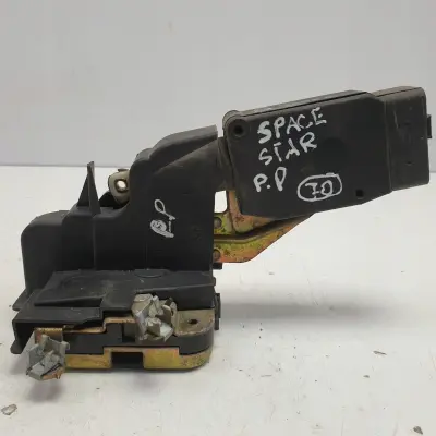Mitsubishi Space Star ZAMEK PRZEDNICH DRZWI prawy