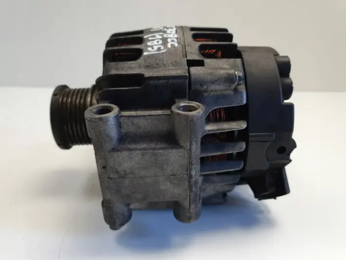 Peugeot 308 1.6 VTI ALTERNATOR valeo V757651380