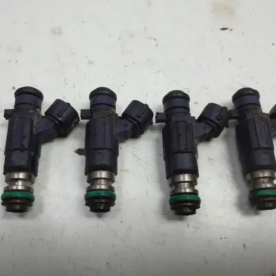 Nissan Primera P12 2.0 16V WTRYSKIWACZ wtrysk FBJC100 QR20