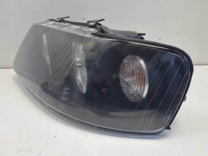 Audi A3 LIFT 00-03r PRZEDNIA LAMPA LEWA lewy przód anglik DEPO