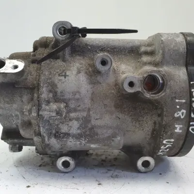 Toyota Prius IV 1.8 SPRĘŻARKA KLIMATYZACJI pompa 042400-0371