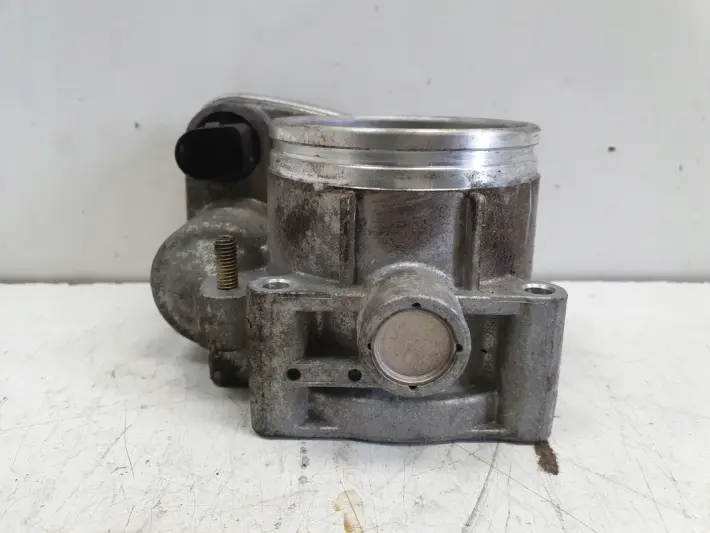 BMW E46 E39 E53 3.0 i M54B30 PRZEPUSTNICA 7502445