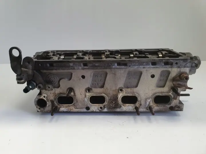 VW Golf VI 1.6 TDI GŁOWICA CYLINDRÓW 03L103286A