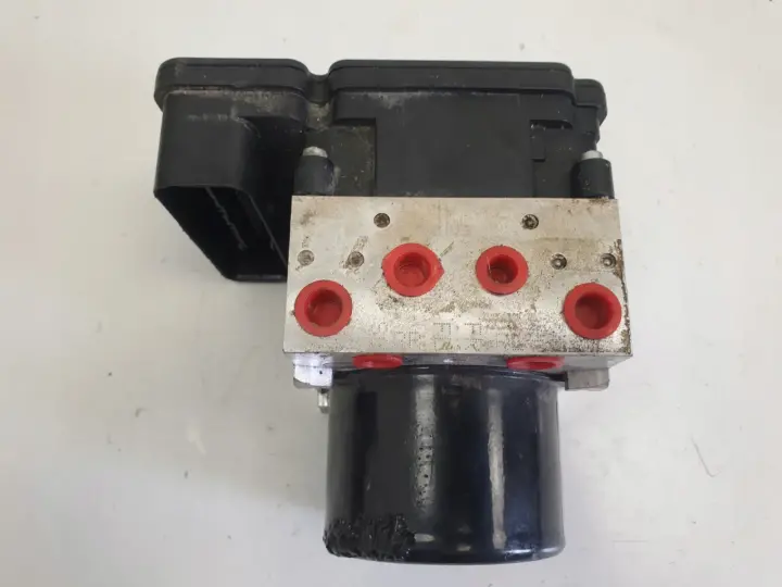 Volvo V60 CC POMPA ABS Sterownik P31423348