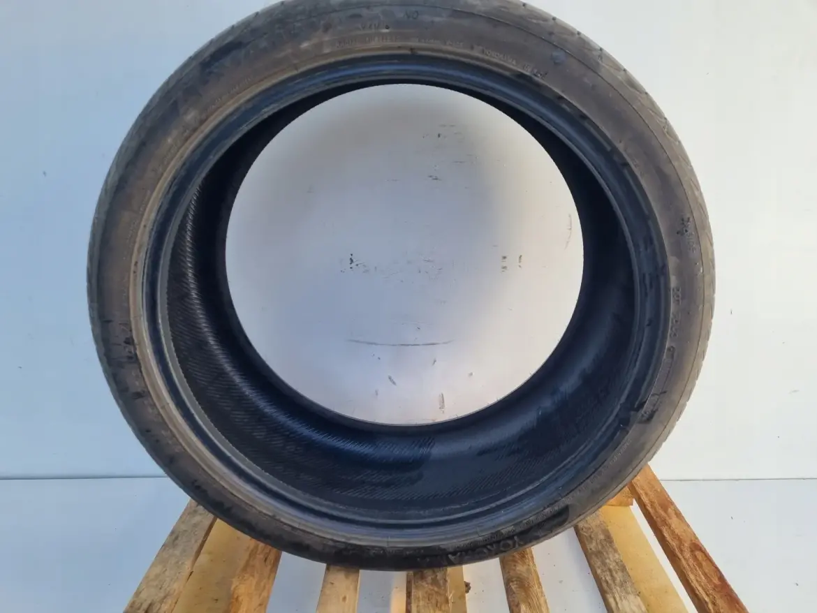 Porsche Cayenne III OPONA LETNIA Yokohama Advan Sport V105 285/35 R22 2024r