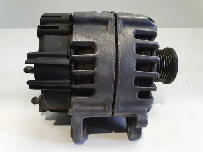Audi A6 C6 2.0 TDI ALTERNATOR valeo 03L903016A 180A