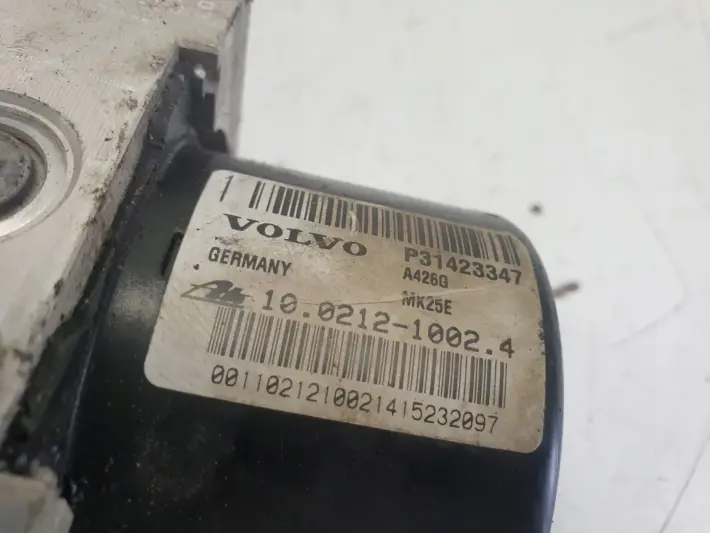 Volvo XC70 II lift POMPA ABS hamulcowa P31423347