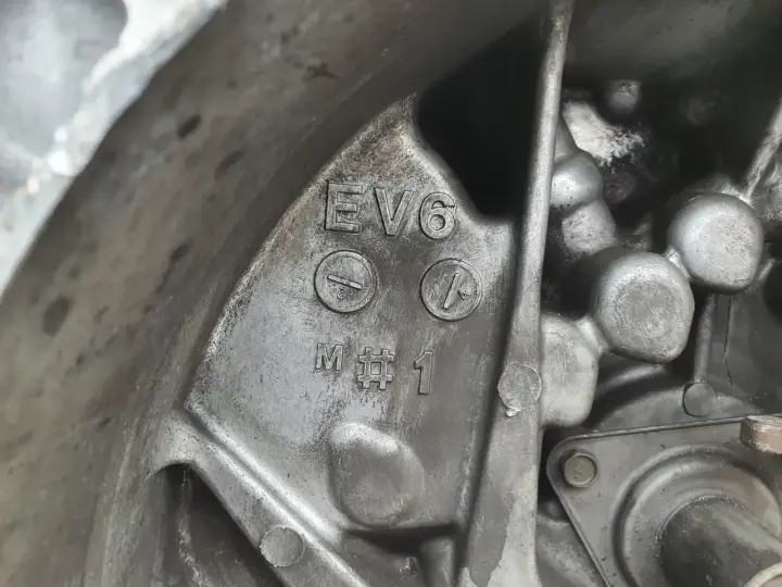 Hyundai Coupe II 2.7 V6 SKRZYNIA BIEGÓ 3A0#1