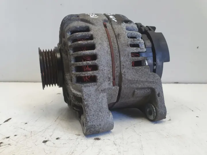 Opel Corsa D 1.4 16V ALTERNATOR bosch 0124425024 100A