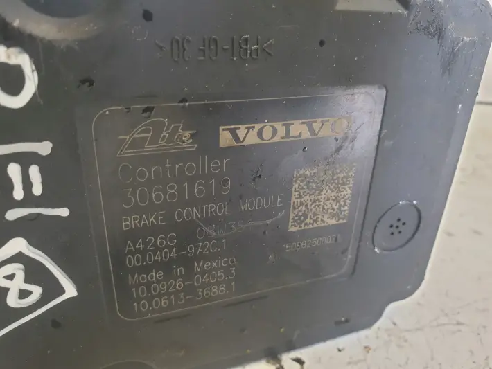 Volvo V70 III S80 II POMPA ABS Sterownik P30681619
