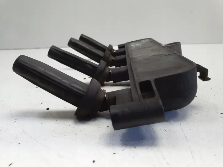 Citroen C4 1.4 8V CEWKA ZAPŁONOWA