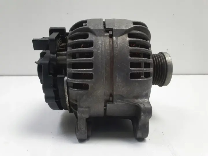 Skoda Rapid 1.2 TSI ALTERNATOR bosch 03C903025F 140A