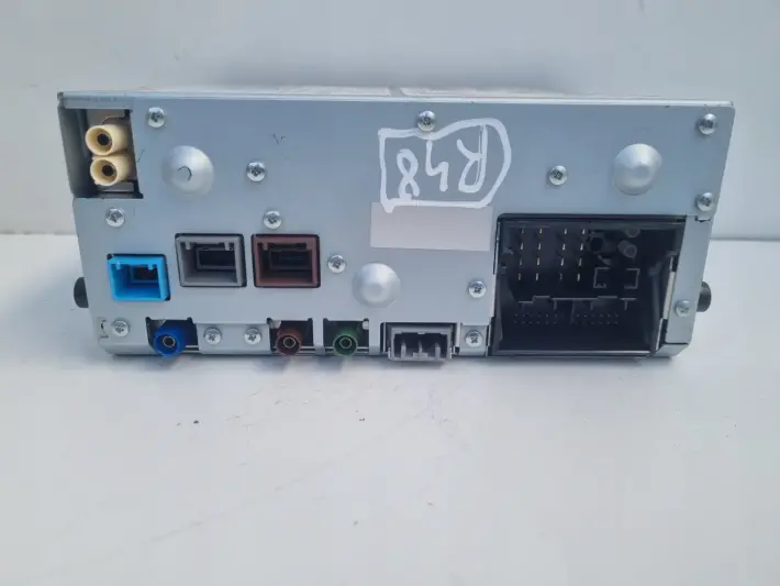 Volvo VOLVO V60 I S60 II V40 II CZYTNIK NAWIGACJI Radio 31667604 31667604AA