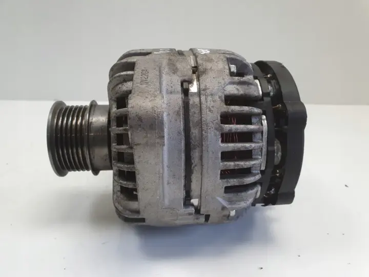 Opel Zafira B 1.9 CDTI ALTERNATOR