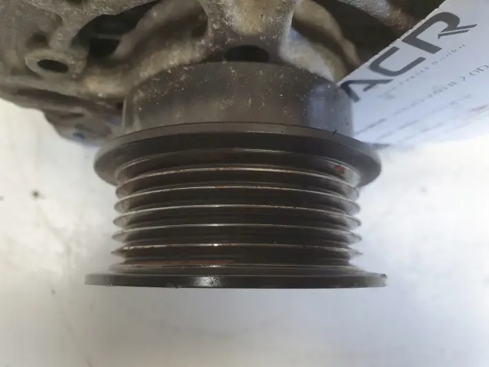 Volvo V40 II 2.0 D D2 ALTERNATOR 150A 31419101