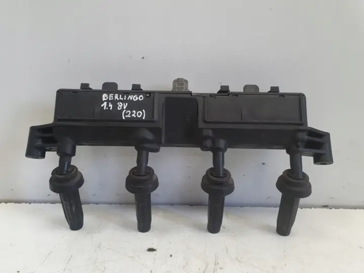 Peugeot 206 1.1 8V CEWKA ZAPŁONOWA 9635864680