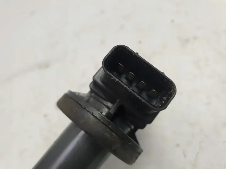 Yaris I 1.33 VVTI CEWKA ZAPŁONOWA 90919-02240