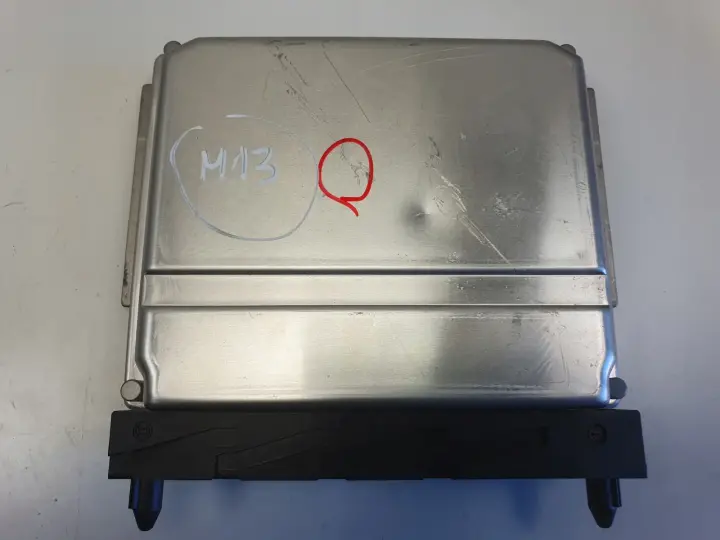 Volvo S60 I 2.5 I KOMPUTER SILNIKA sterownik 0261207712 08675760A