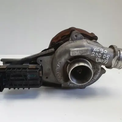 Volvo XC90 2.4 D5 TURBOSPRĘŻARKA 30757079