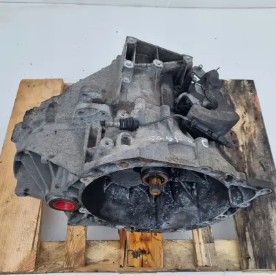 Volvo V70 III 2.0 D SKRZYNIA BIEGÓW manualna 8G9R-7002-RC MANUAL