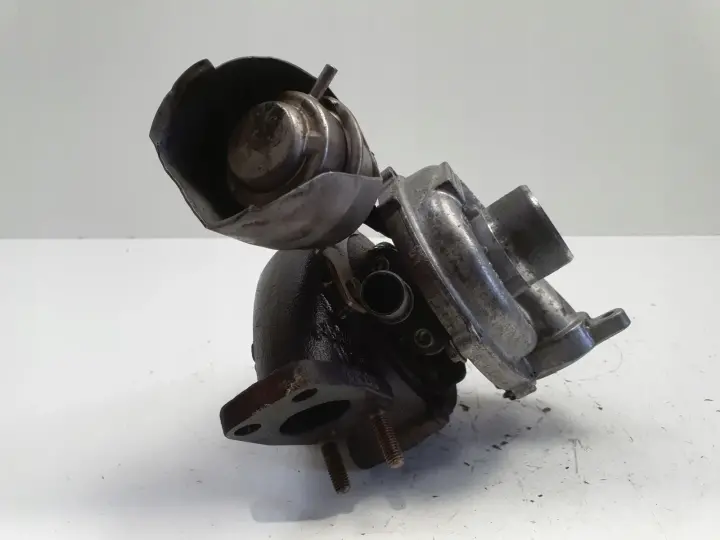 Volvo S40 II V50 1.6 D TURBOSPRĘŻARKA turbo 9657248680