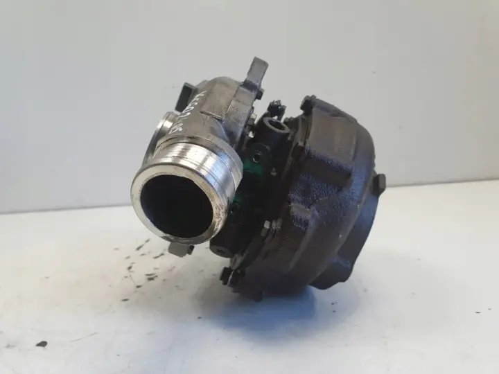 Volvo XC90 2.4 D5 TURBOSPRĘŻARKA turbo 30757080