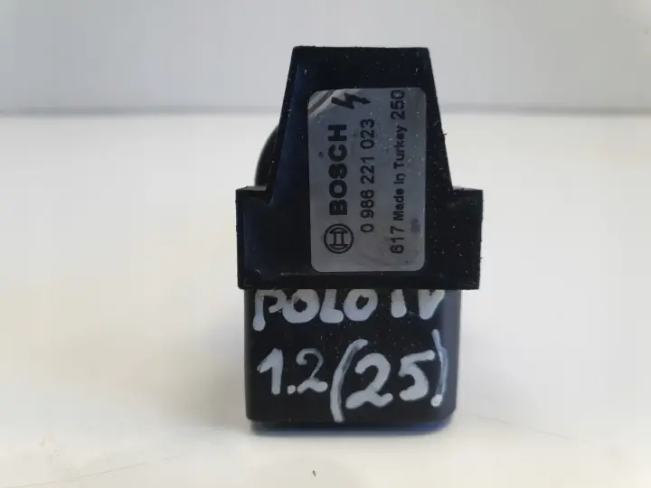 VW Polo IV 1.2 12V CEWKA ZAPŁONOWA 0986221023