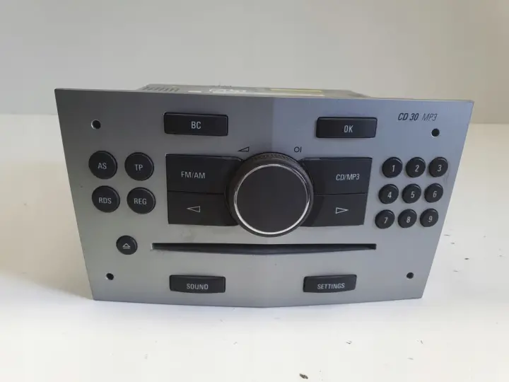 Opel Zafira B Astra H RADIOODTWATRZACZ CD MP3 radio 13255554