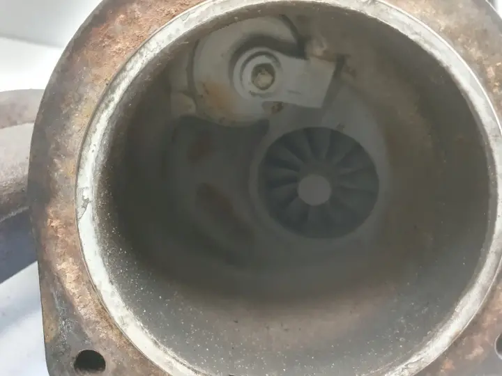 Volvo S40 II V50 2.5 T TURBOSPRĘŻARKA turbo 30650975