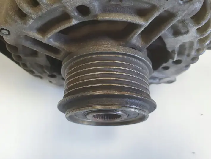 Ford Transit MK7 VII 2.2 TDCI ALTERNATOR 0121615002 bosch