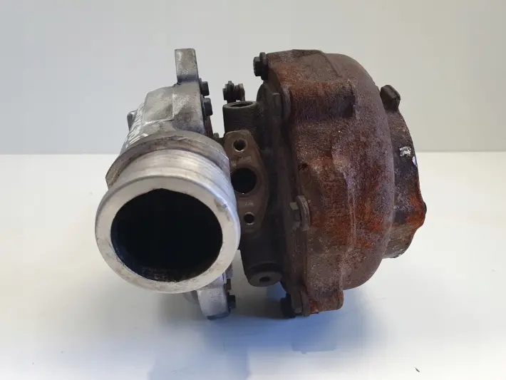 Volvo V70 II XC70 XC90 2.4 D5 TURBOSPRĘŻARKA turbo 30757080