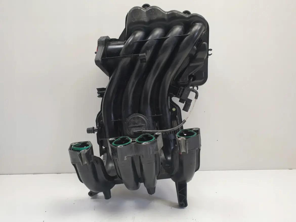 Audi A3 II 8P 1.6 8V KOLEKTOR SSĄCY 06A133203FA