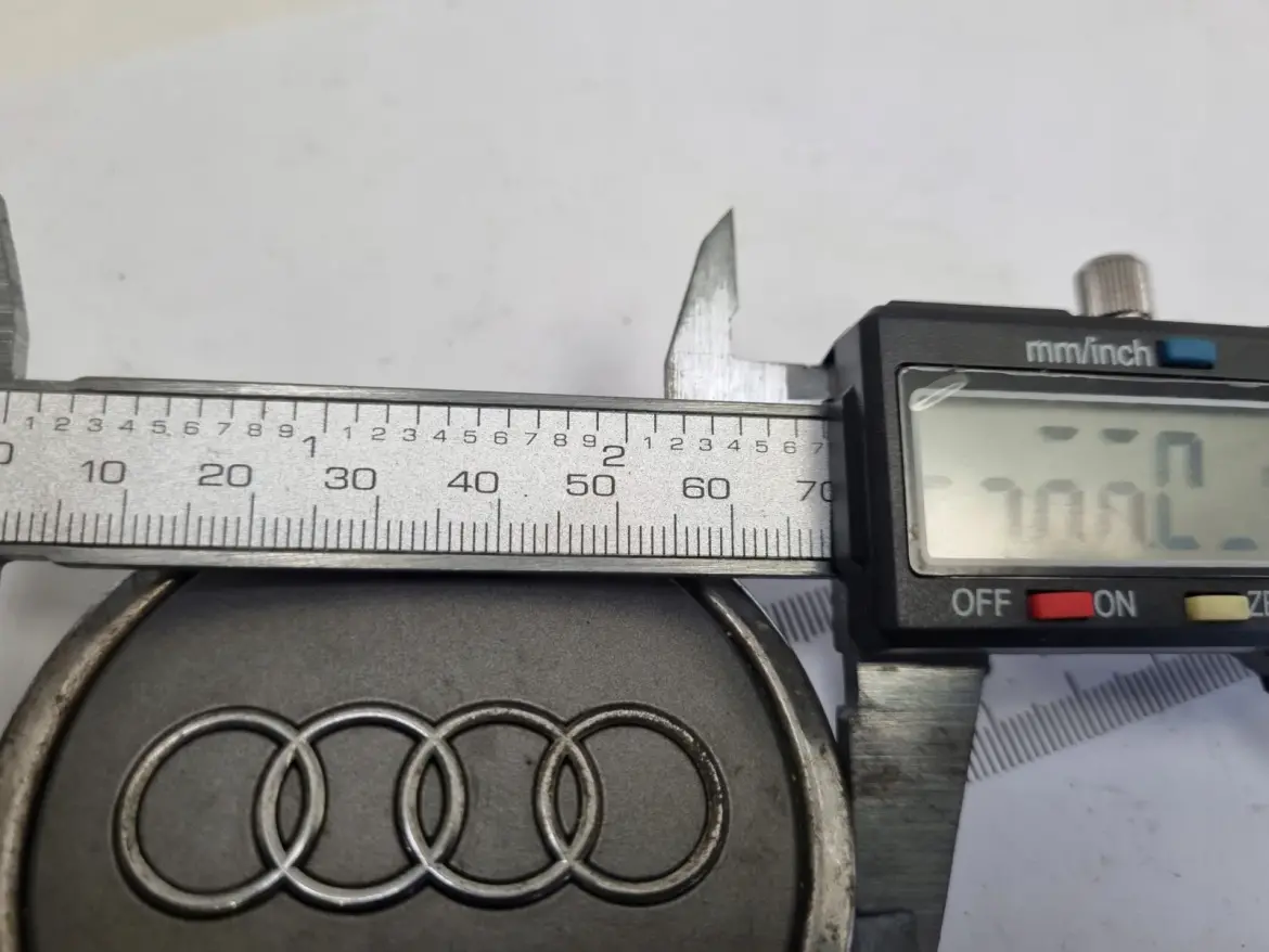 Audi DEKIELEK FELGI Kapsel kołpak 4B0601170A 69mm