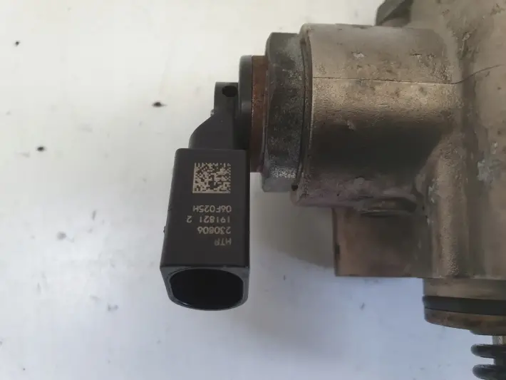 Audi A3 II 8P 2.0 TFSI POMPA WTRYSKOWA paliwa