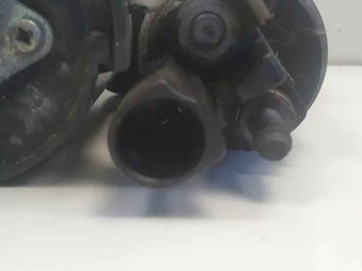 Audi A4 B8 2.0 TFSI ROZRUSZNIK 0001107450