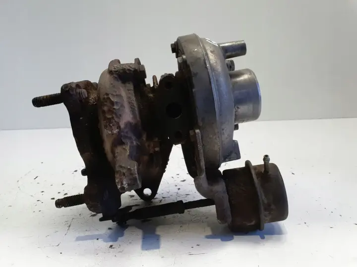 VW Golf IV 1.9 TDI TURBOSPRĘZARKA turbo 028145701Q