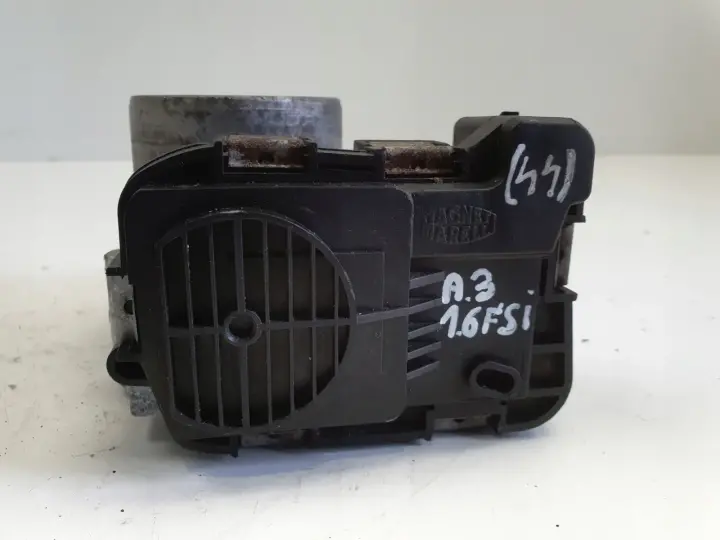 Audi A3 II 8P 1.6 FSI PRZEPUSTNICA 03C133062A