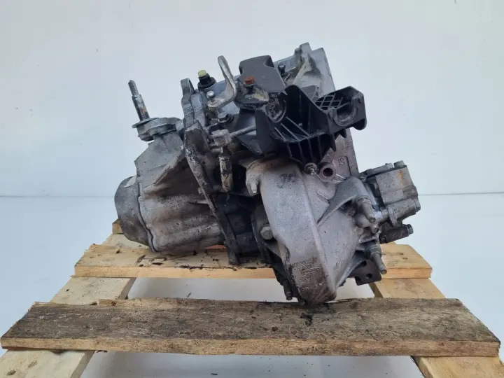 Peugeot Partner II 1.6 HDI MANUALNA SKRZYNIA BIEGÓW manual 20DP76