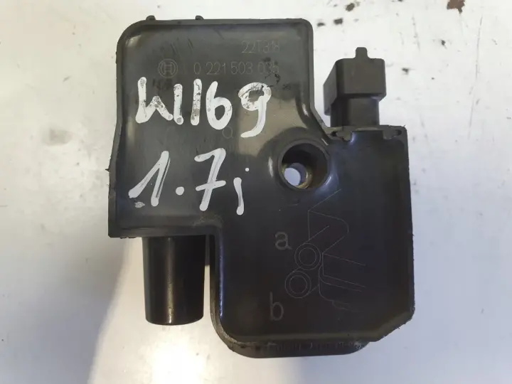 Mercedes W169 1.7 8V CEWKA ZAPŁONOWA 0221503035