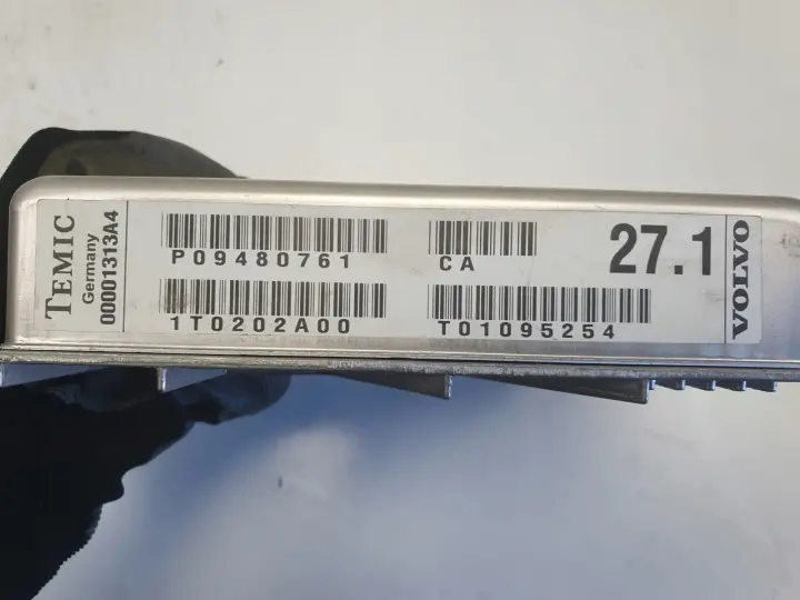 Volvo V70 XC70 2.4D 163KM KOMPUTER SKRZYNI sterownik P09480761 1T0202A0