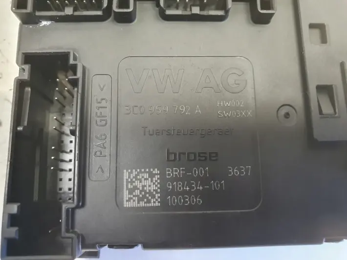 VW Passat B7 SILNICZEK PODNOSZENIA SZYBY prawy przód PASAŻERA 3C0959702A