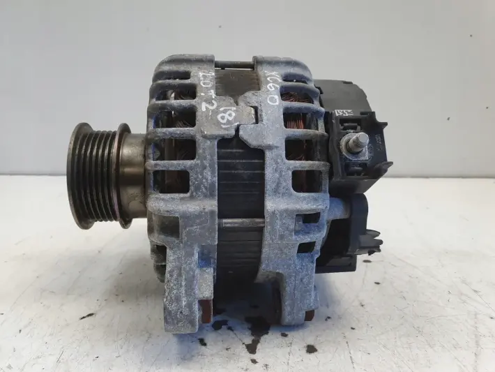 Volvo XC60 2.0 T TURBO ALTERNATOR 30644945