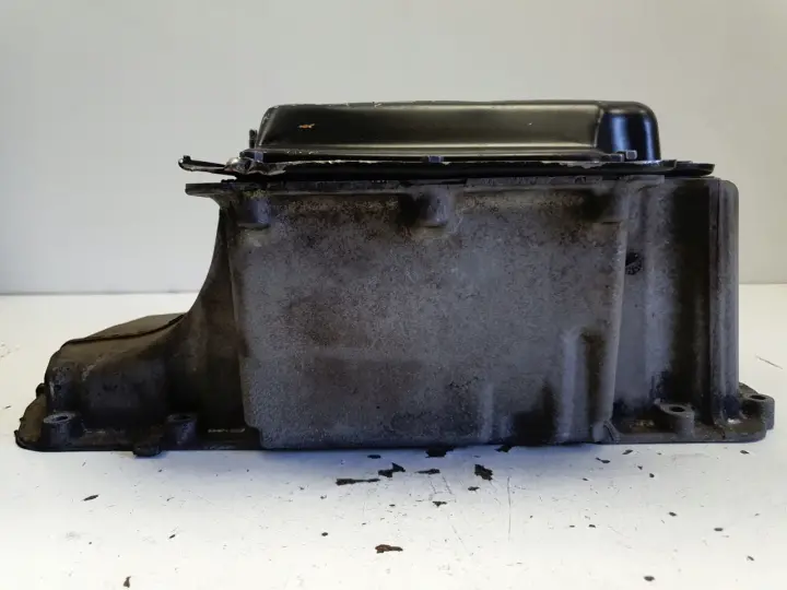 Citroen Jumpy II 1.6 HDI MISKA OLEJU olejowa