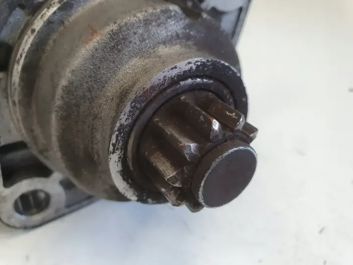 VW Golf V 1.9 TDI ROZRUSZNIK bosch BKC BXE 105KM