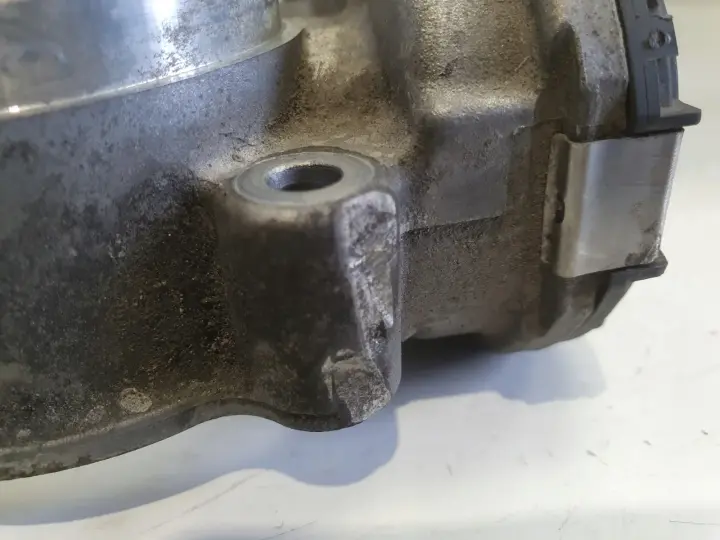 Volvo S60 II V60 2.0 D D3 PRZEPUSTNICA 31216665 028075520