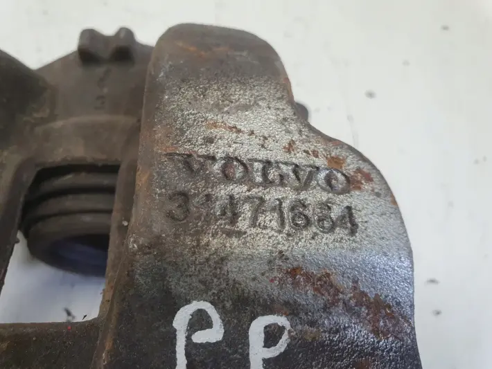 Volvo S60 II V60 I PRZEDNI ZACISK HAMULCOWY prawy przód pasażera 31471664