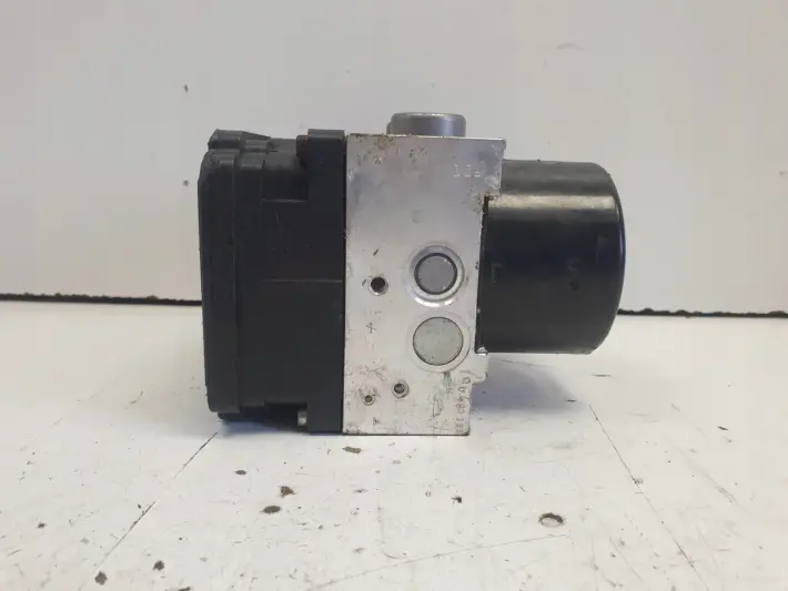Volvo V70 III XC70 II POMPA ABS hamulcowa 31261142