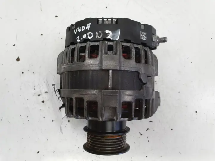 Volvo V40 II 2.0 D D2 ALTERNATOR 150A 31419101