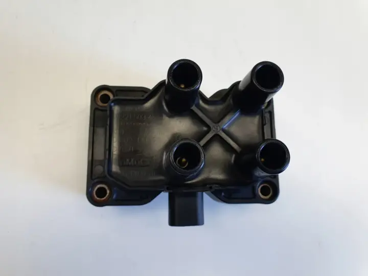 Ford Focus MK2 II 1.6 16V CEWKA ZAPŁONOWA 0221503485