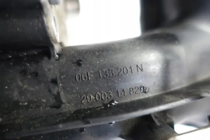 VW Golf V 2.0 FSI KOLEKTOR SSĄCY 06F133201N